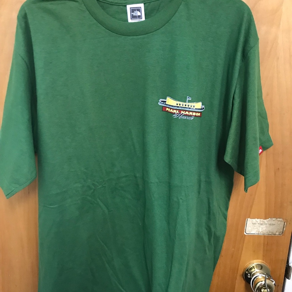 The North Face T-Shirt - Pearl Harbor - Hawaii - Green- Sz L - EUC